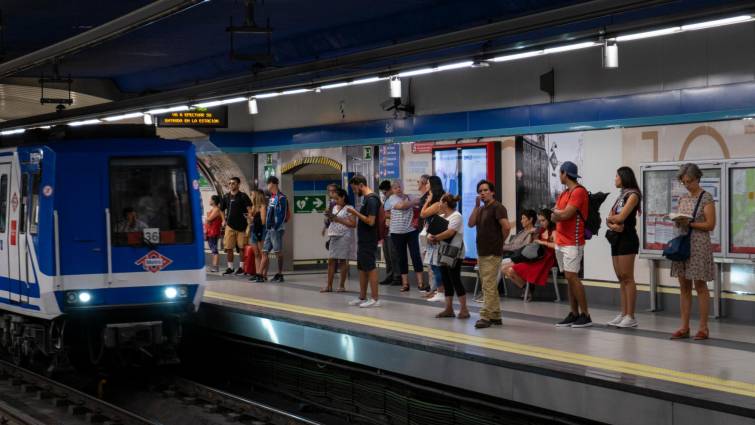 La Comunidad de Madrid inicia los trámites para abrir Metro 24 horas los fines de semana