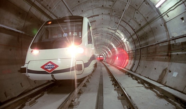 Los usuarios de Metro de Madrid crecen un 7,1% en enero y los viajeros de EMT suben un 2,6%, según los datos del INE