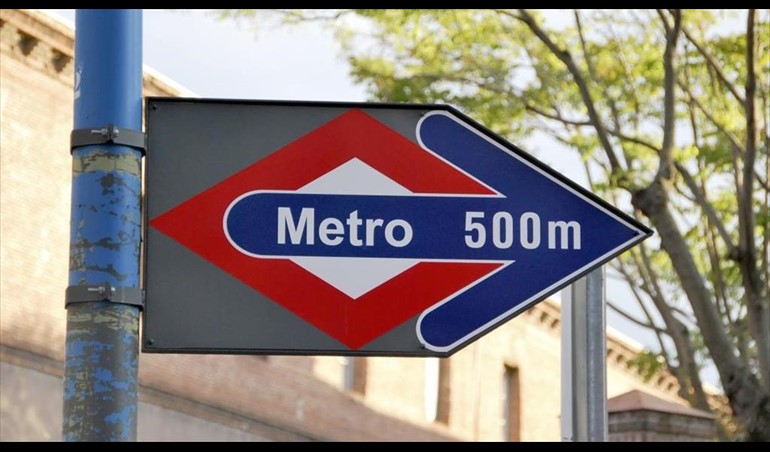 Metro retirará amianto localizado dentro de unos paneles de la estación de Argüelles sin afectar al servicio